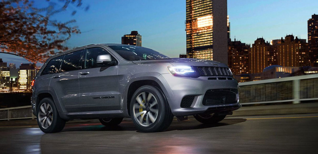 Jeep Grand Cherokee Trackhawk Leistung Neu Definiert Jeep Grand Cherokee Trackhawk Leistung Neu Definiert